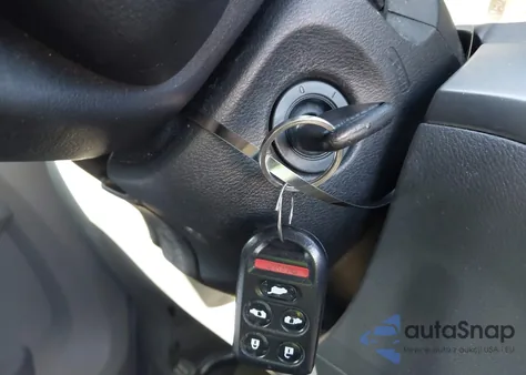 2005 Honda Odyssey Touring z USA, uszkodzony, nr VIN 5FNRL38855B075795